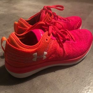 Under Armour Sneakers